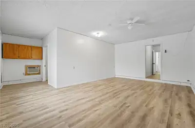 4732 Lakestream Avenue, Las Vegas, NV 89110 Living Room
