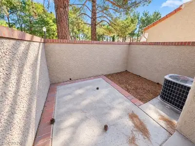 7163 Mission Hills Drive, Las Vegas, NV 89113 Patio
