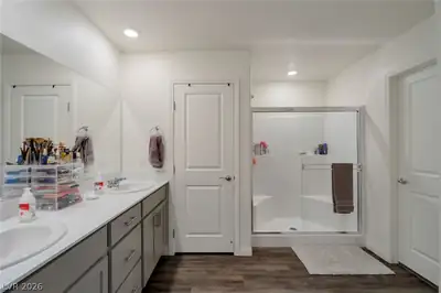 3428 Rush Avenue, Las Vegas, NV 89141 Primary Bathroom