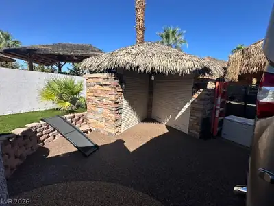 8175 Arville Street 400, Las Vegas, NV 89139 Yard