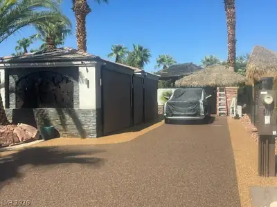 8175 Arville Street 400, Las Vegas, NV 89139 Parking
