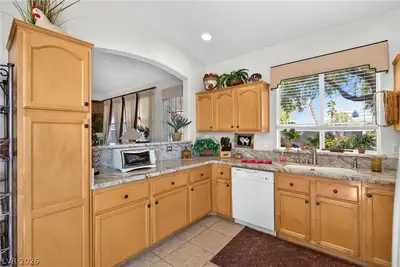 206 Alaska Jade Street, Henderson, NV 89074 Kitchen