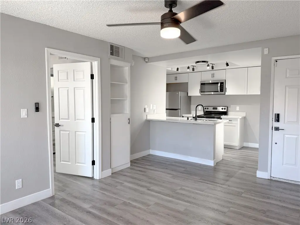 4321 Gannet Circle 199, Las Vegas, NV 89103