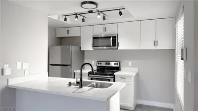 4321 Gannet Circle 199, Las Vegas, NV 89103 Kitchen