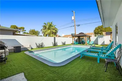 2013 Howard Avenue, Las Vegas