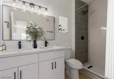 3318 North Decatur Boulevard 1020, Las Vegas, NV 89130 Bathroom