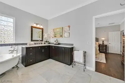 2597 Belgreen Street, Las Vegas, NV 89135 Primary Bathroom