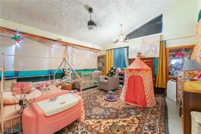 3947 Tudur Lane, Las Vegas, NV 89119 Bedroom