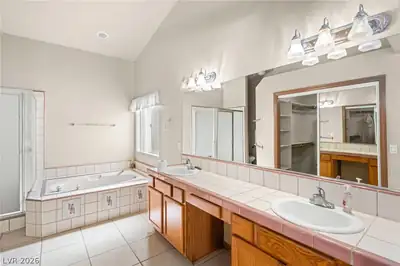 3610 South Underbrush Avenue, Pahrump, NV 89048 Primary Bathroom