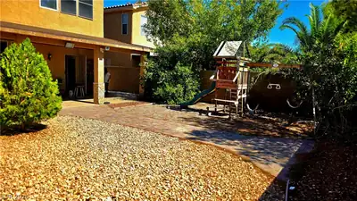 5087 Caprock Canyon Avenue, Las Vegas, NV 89139 Yard