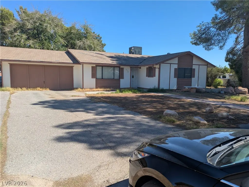 7570 Florine Avenue, Las Vegas, NV 89129