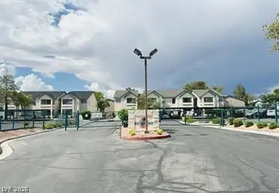 5251 Lindell Road 204, Las Vegas
