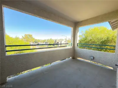 5251 Lindell Road 204, Las Vegas, NV 89118 