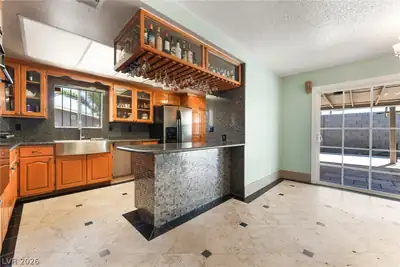 1679 Golden Arrow Drive, Las Vegas, NV 89169 Kitchen