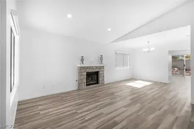 347 Keating Street, Henderson, NV 89074 Living Room
