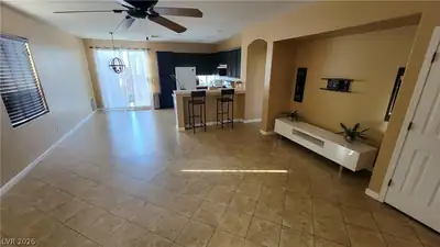 10191 Bentley Oaks Avenue, Las Vegas, NV 89135 Living Room