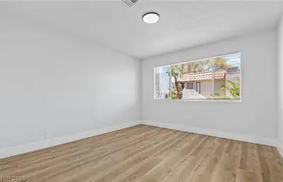 1676 Jupiter Court F, Las Vegas, NV 89119 Bedroom