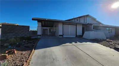 6777 Ledgewood Drive, Las Vegas