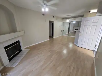 5415 West Harmon Avenue 1096, Las Vegas, NV 89103 Living Room
