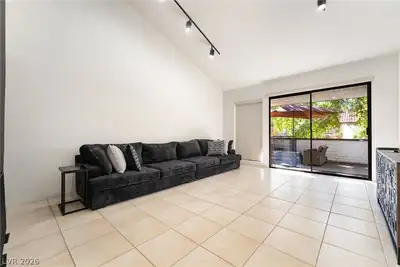 2641 San Martin Court, Las Vegas, NV 89121 Living Room