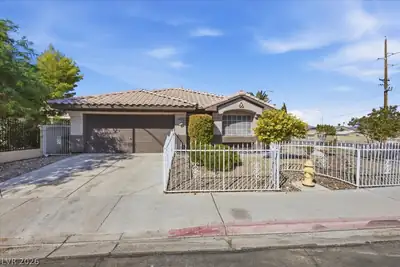 6700 Snake River Avenue, Las Vegas
