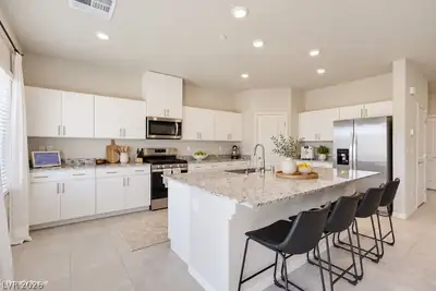 7116 Woodrow Ranch Street, Las Vegas, NV 89166 Kitchen