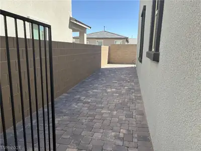 102 Cinder Cone Lane, Las Vegas, NV 89138 Yard