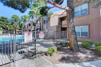 8101 West Flamingo Road 2136, Las Vegas, NV 89147 Pool