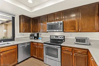 3155 Asoleado Circle, Las Vegas, NV 89121 Kitchen