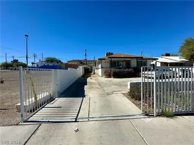 305 North 15th Street C, Las Vegas