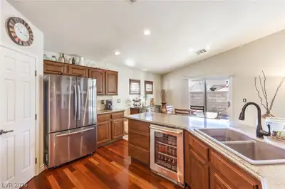 2131 Mountain Glow Avenue, North Las Vegas, NV 89031 Kitchen
