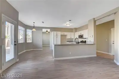8108 Rio De Janeiro Drive, Las Vegas, NV 89128 Kitchen