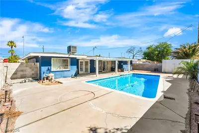 2941 Vegas Drive, Las Vegas, NV 89106 