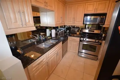 230 East Flamingo Road 129, Las Vegas, NV 89169 