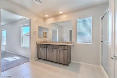 8920 Seal Cove Street, Las Vegas, NV 89178 Primary Bathroom