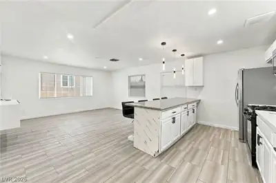 1908 Cedar Avenue, Las Vegas, NV 89101 Kitchen