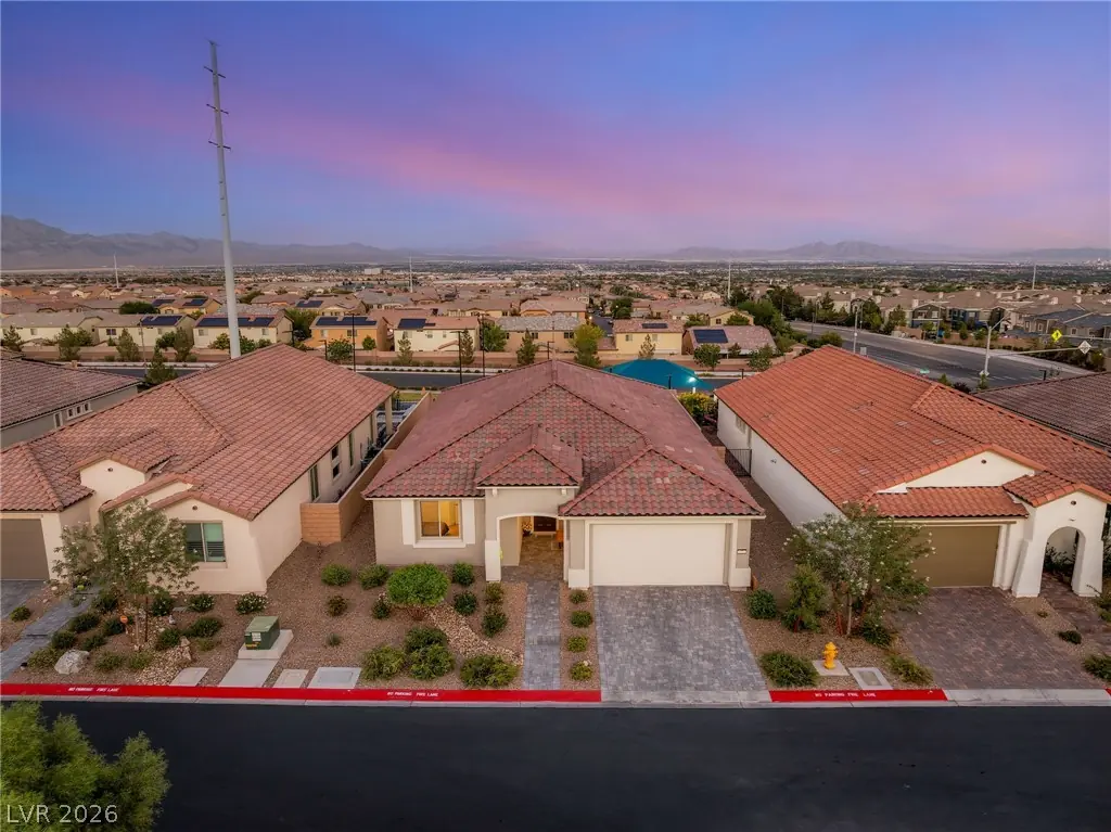 6424 Belgrossa Bend Street, Las Vegas, NV 89166