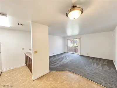4340 SANDY RIVER Drive 84, Las Vegas, NV 89103 Living Room