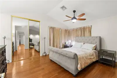 1821 Derbyshire Drive, Las Vegas, NV 89117 Primary Bedroom