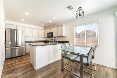 6275 Felicitas Avenue, Las Vegas, NV 89122 Kitchen
