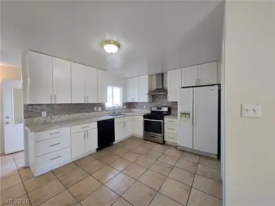229 Breeze Street, Las Vegas, NV 89145 Kitchen