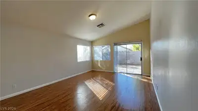 9059 IRON CROW Avenue, Las Vegas, NV 89147 Living Room