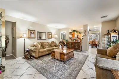 3512 Laguna Veneta Avenue, Las Vegas, NV 89141 Living Room