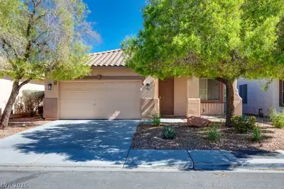 3030 Lapis Beach Drive, Las Vegas, NV 89117 Front of Structure