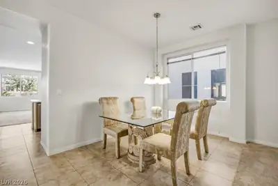 3030 Lapis Beach Drive, Las Vegas, NV 89117 Dining Area