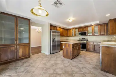 9800 RAMHORN CANYON Street, Las Vegas, NV 89183 Kitchen