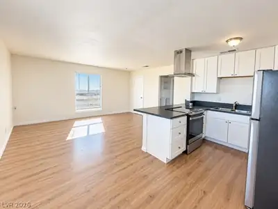 803 North Major Avenue 3, Henderson, NV 89015 Kitchen