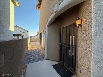 8443 Diamond Dust Drive, Las Vegas, NV 89147 Entry