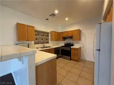 8443 Diamond Dust Drive, Las Vegas, NV 89147 Kitchen