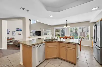 3905 Larkcrest Street, Las Vegas, NV 89129 Kitchen